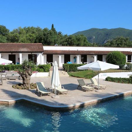 Summer Wine Friendly Resort 阿普索斯 外观 照片