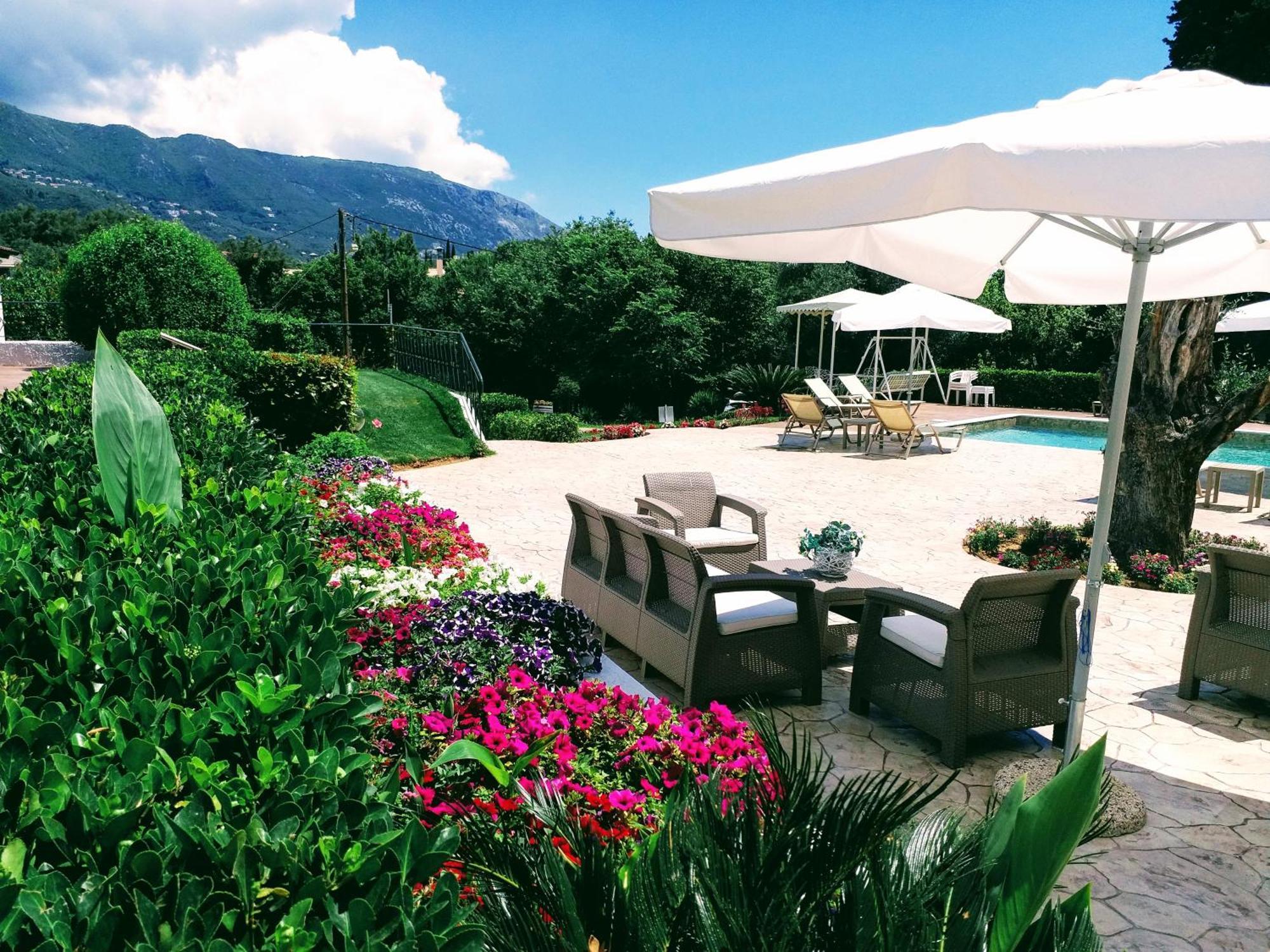 Summer Wine Friendly Resort 阿普索斯 外观 照片