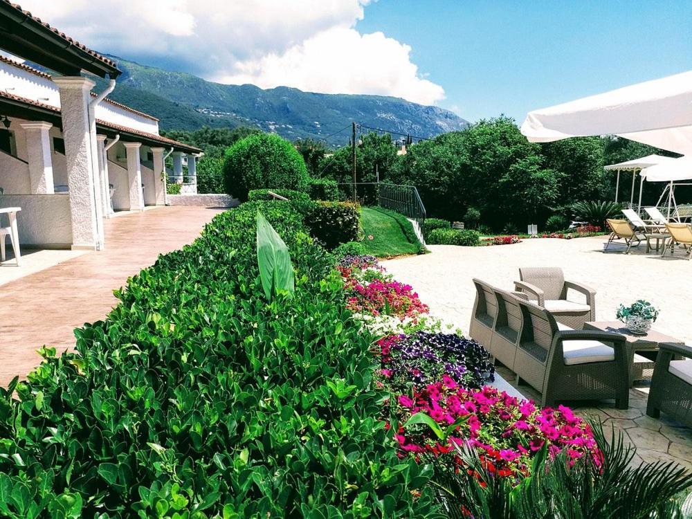 Summer Wine Friendly Resort 阿普索斯 外观 照片